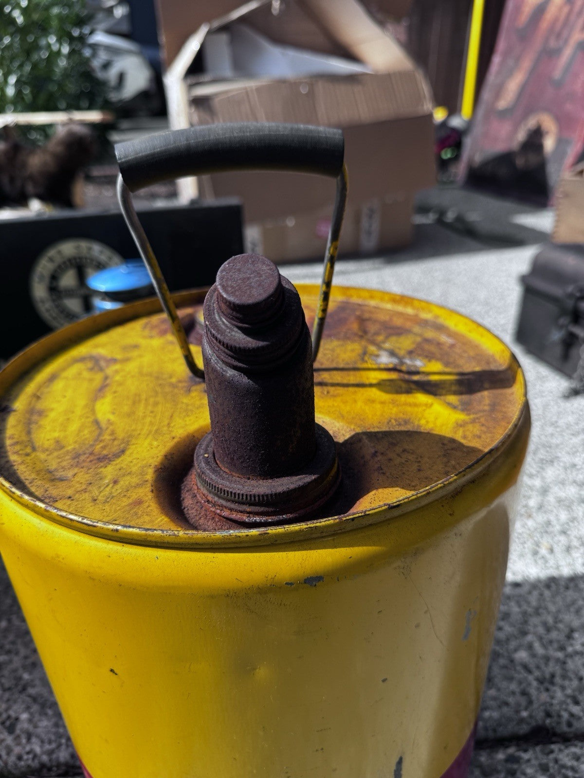 VINTAGE 1964 SHELL OIL 5 GALLON CAN SURFACE WEAR Original Condition