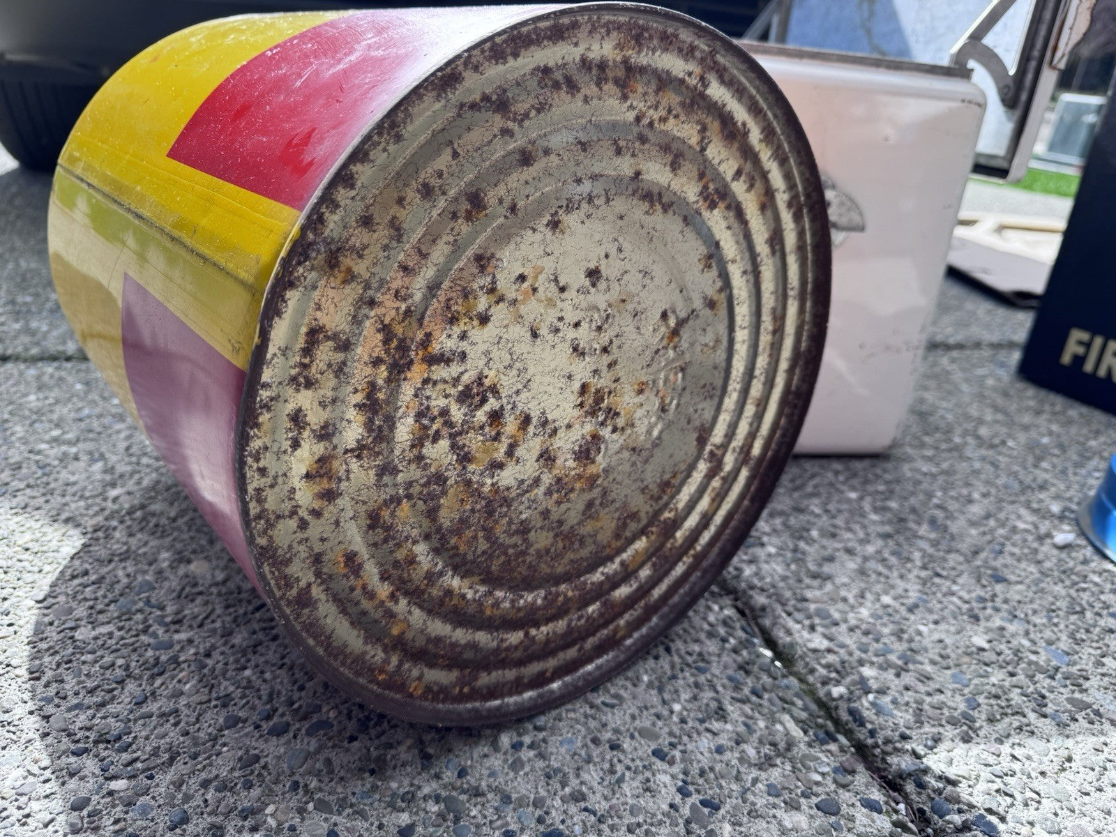 VINTAGE 1964 SHELL OIL 5 GALLON CAN SURFACE WEAR Original Condition