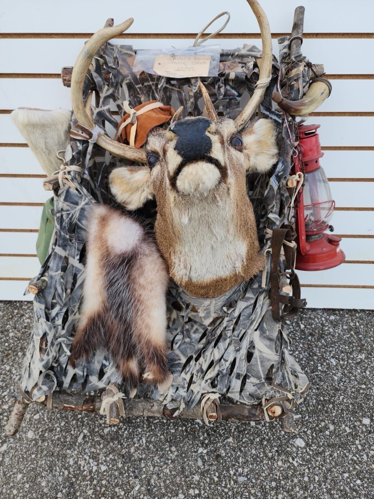 Whitetail Pack Out Back Pack Mount Taxidermy | Skin Pelt