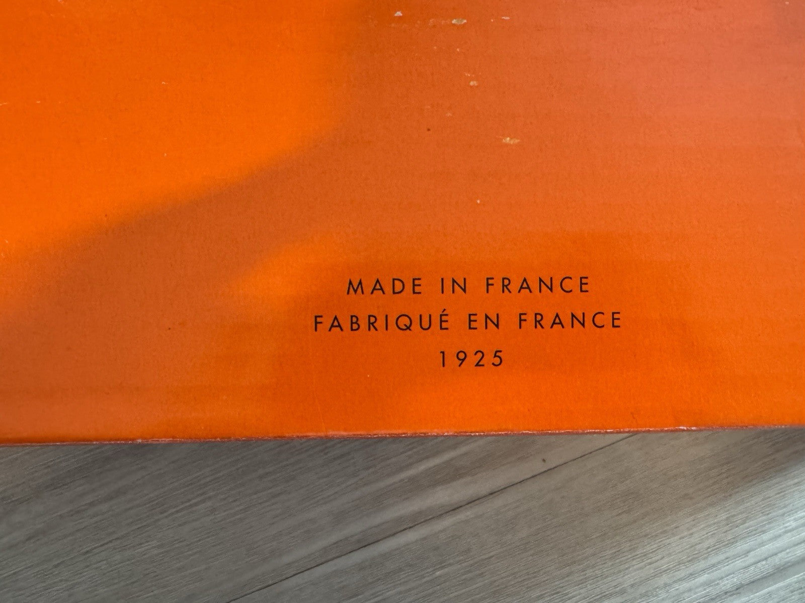 Le Creuset Signature Enamelled Cast Iron 28cm 9in Skillet Frying Pan - Red